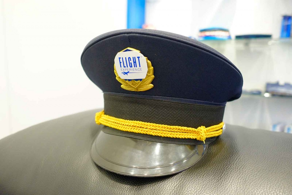 Improvisierte Piloten-Schirmmütze