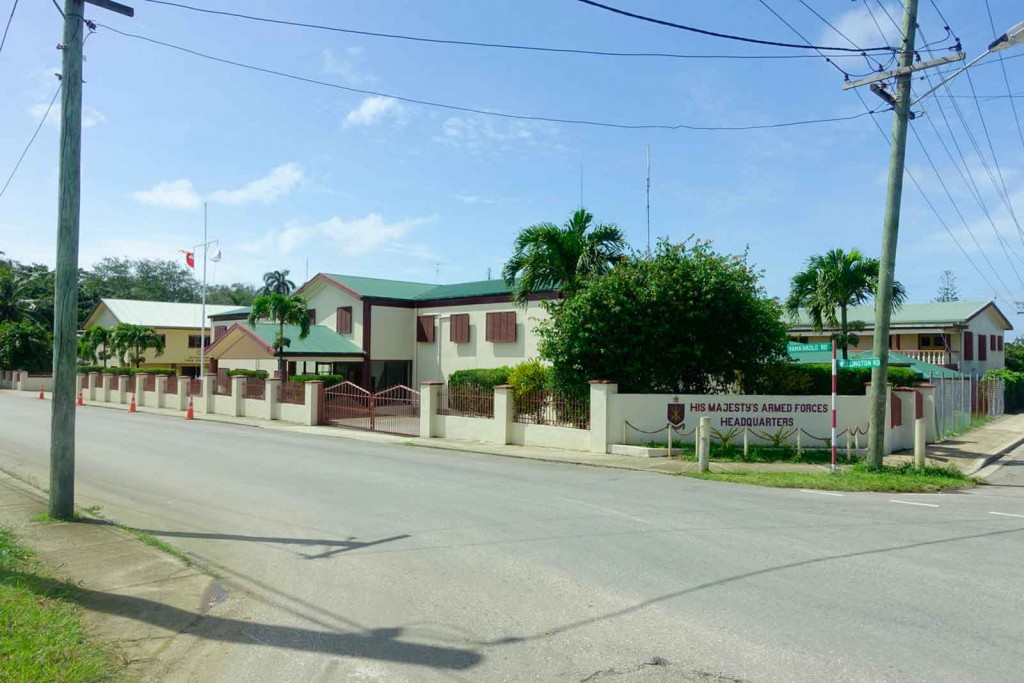 Armeegebäude auf Tonga